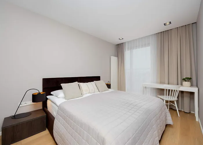 Mokotow Luxury With Parking Air Conditioning By Renters Prestige Appartamento