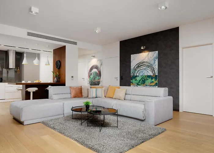 Appartamento Mokotow Luxury With Parking Air Conditioning By Renters Prestige