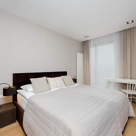 Mokotow Luxury With Parking Air Conditioning By Renters Prestige Apartment