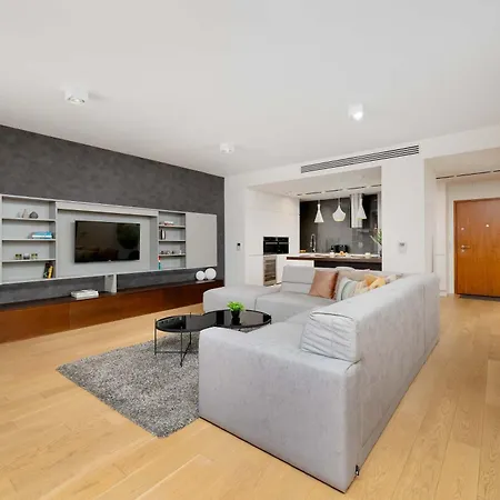 Mokotow Luxury With Parking Air Conditioning By Renters Prestige
