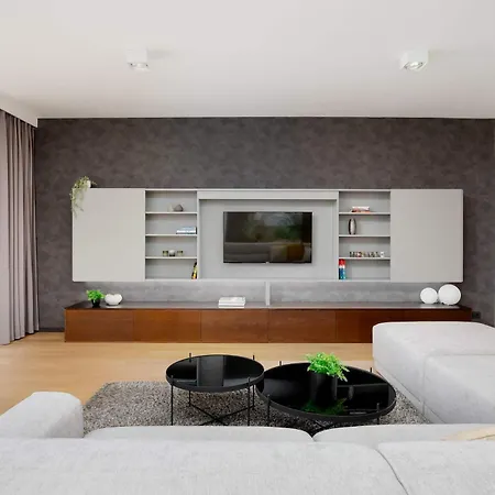 Mokotow Luxury With Parking Air Conditioning By Renters Prestige 아파트 *