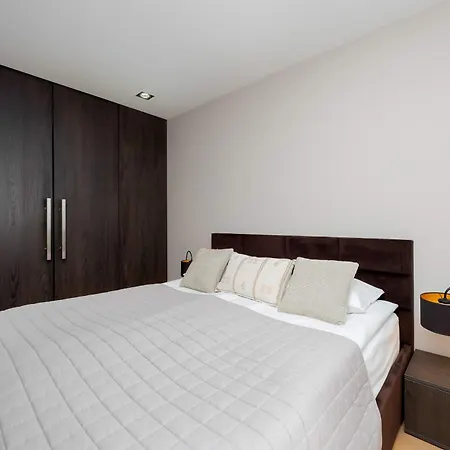 Apartment Mokotow Luxury With Parking Air Conditioning By Renters Prestige