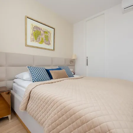 Mokotow Luxury With Parking Air Conditioning By Renters Prestige