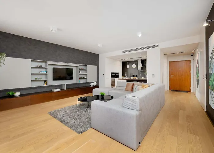 Mokotow Luxury With Parking Air Conditioning By Renters Prestige